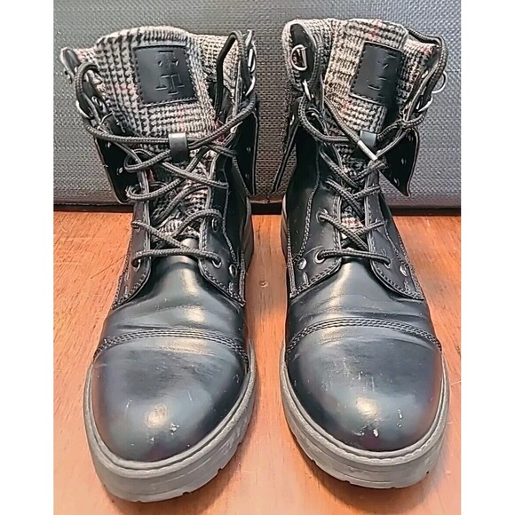 Tommy Hilfiger Womens 9M Dyan Lace Up Fold Ankle Boot Black Faux Leather Used - Picture 1 of 10